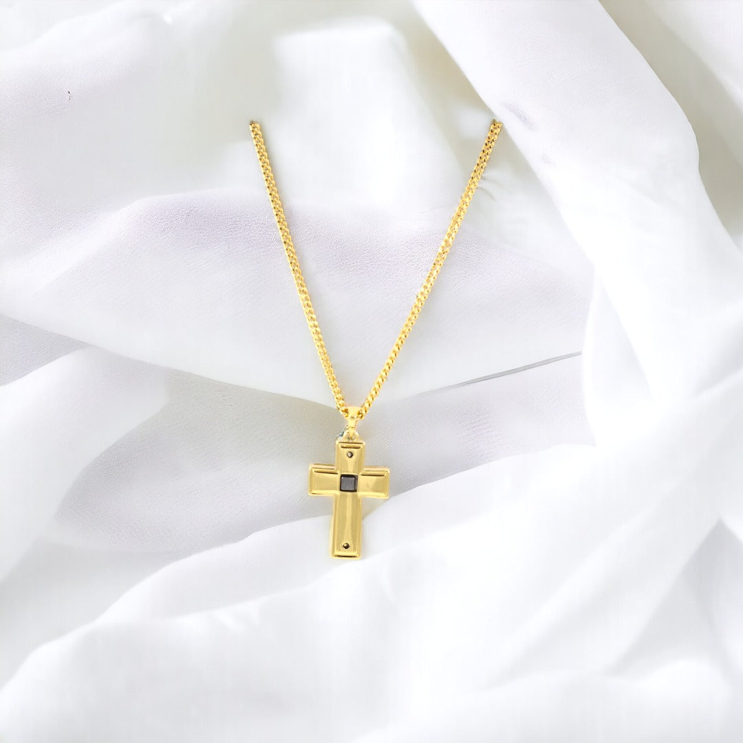Collar de diseño fino de cruz de hombre de doble cara en oro y negro bañado en oro de 24 quilates