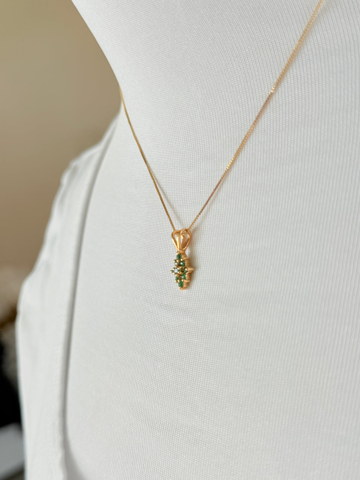Cluster Colombian Emerald & Diamond Pendant Necklace Solid Gold 18K Italian