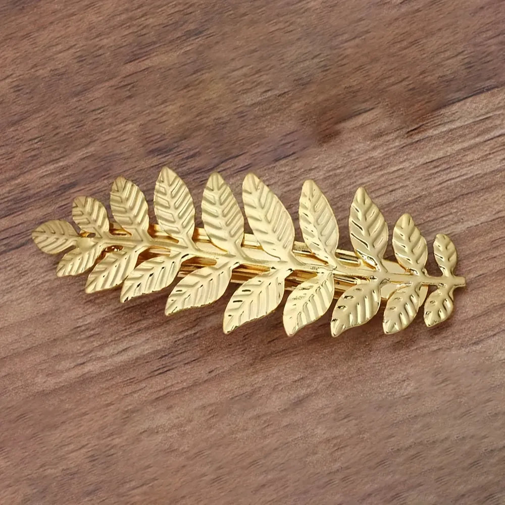 Leaf Shape Hair Clip - Gold - Gold