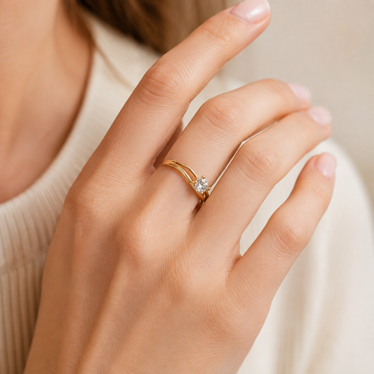 Single Zircon Solitaire Engagement Ring Gold Plated 24K