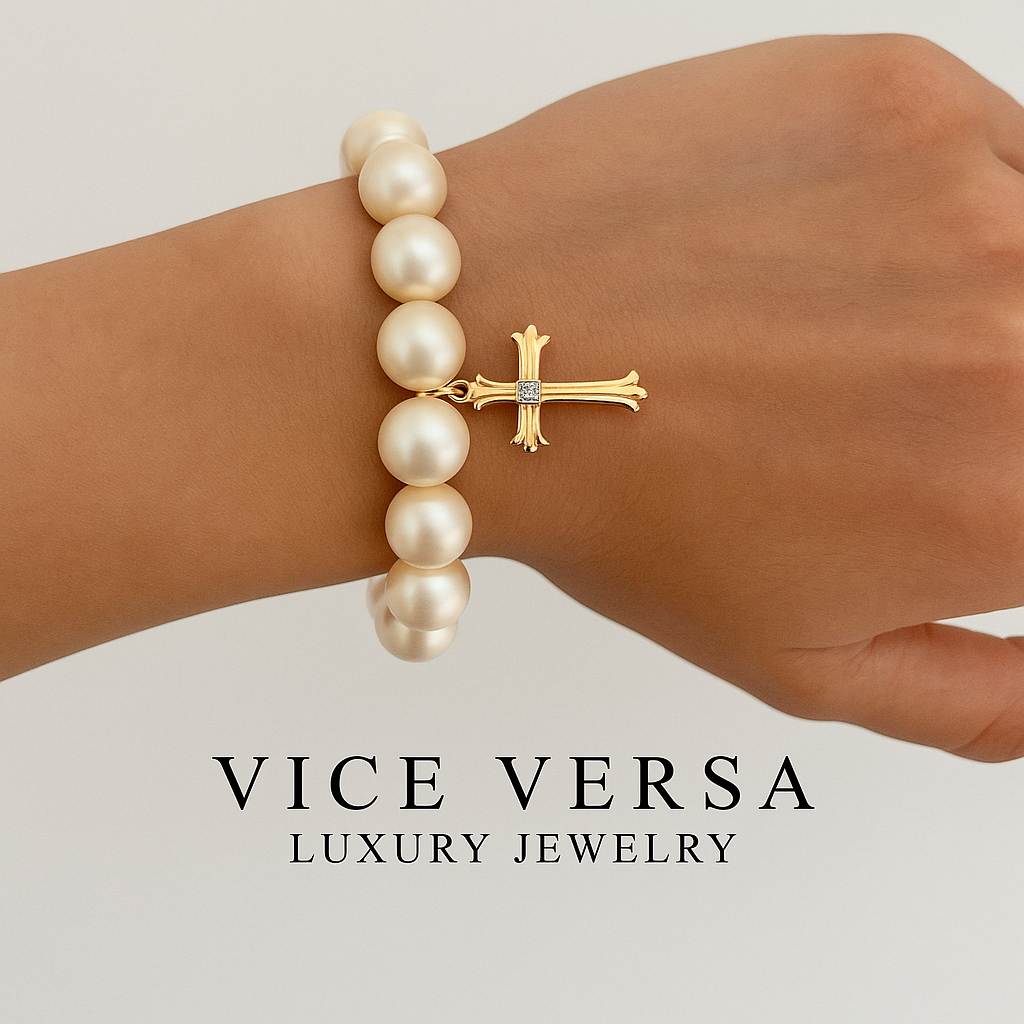 Pulsera de perlas con forma de cruz