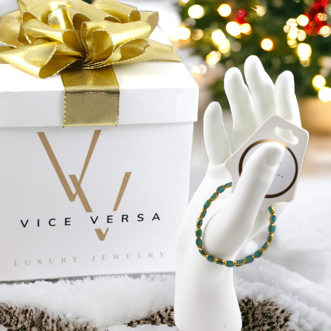 Pulsera elástica de cuentas verdes y doradas de 4 mm