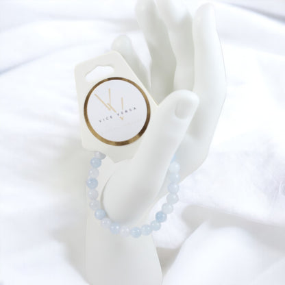 Pulsera elástica de aguamarina natural hecha a mano 