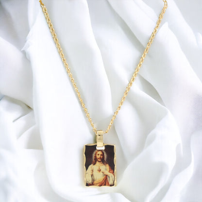 Precioso collar Escapulario María y Jesús bañado en oro de 24 quilates