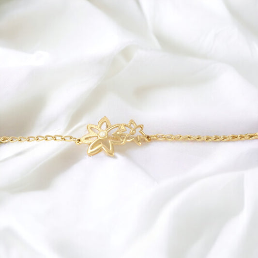 Pulsera de mujer con flores bañada en oro real de 24 quilates