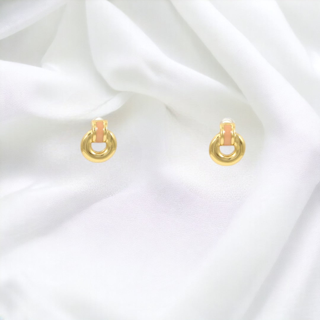 Pendientes de gota rosa bañados en oro auténtico de 24 quilates