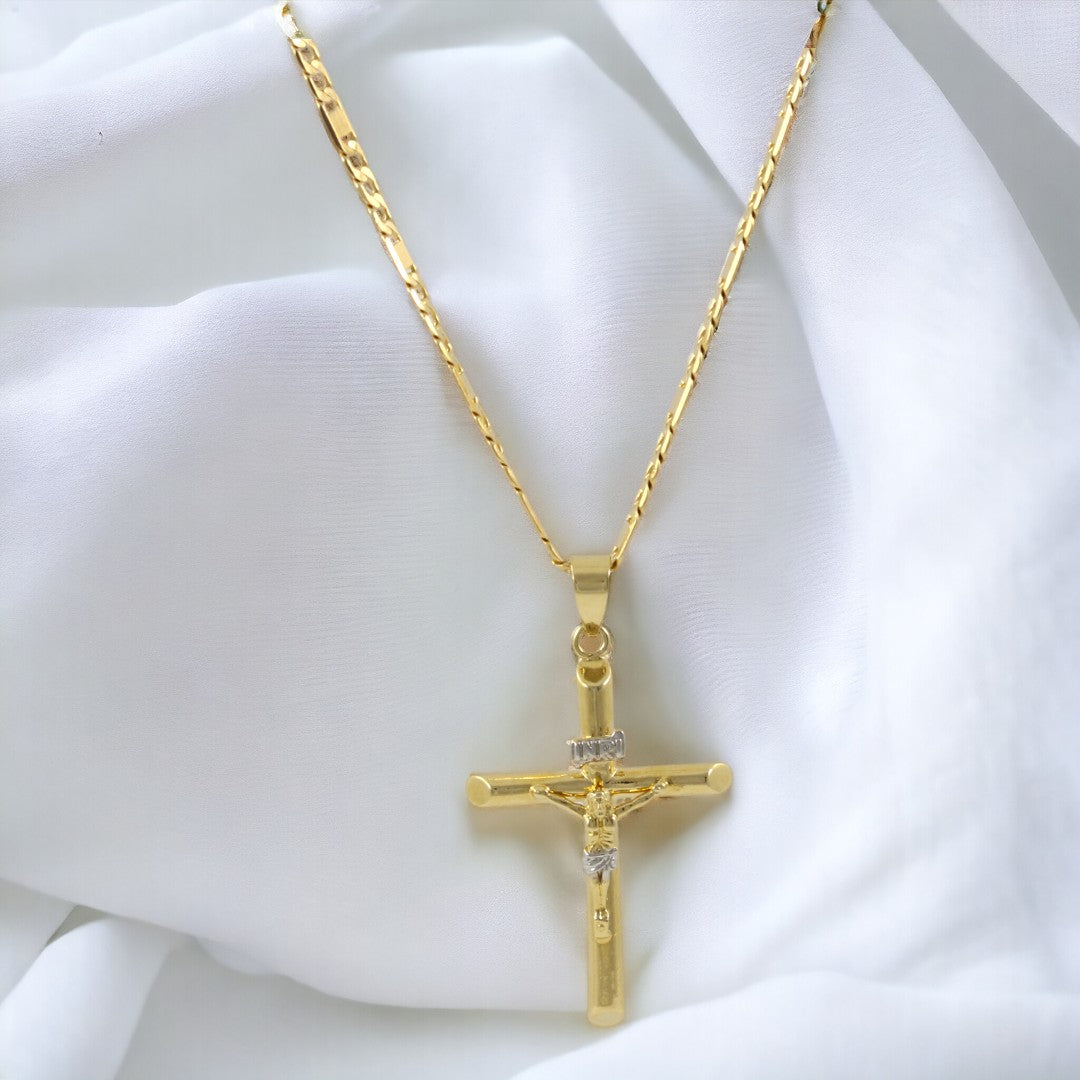 Collar con cadena Figaro y crucifijo de 24" chapado en oro real de 18 quilates
