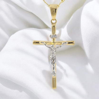 Crucifijo grande de dos tonos bañado en oro