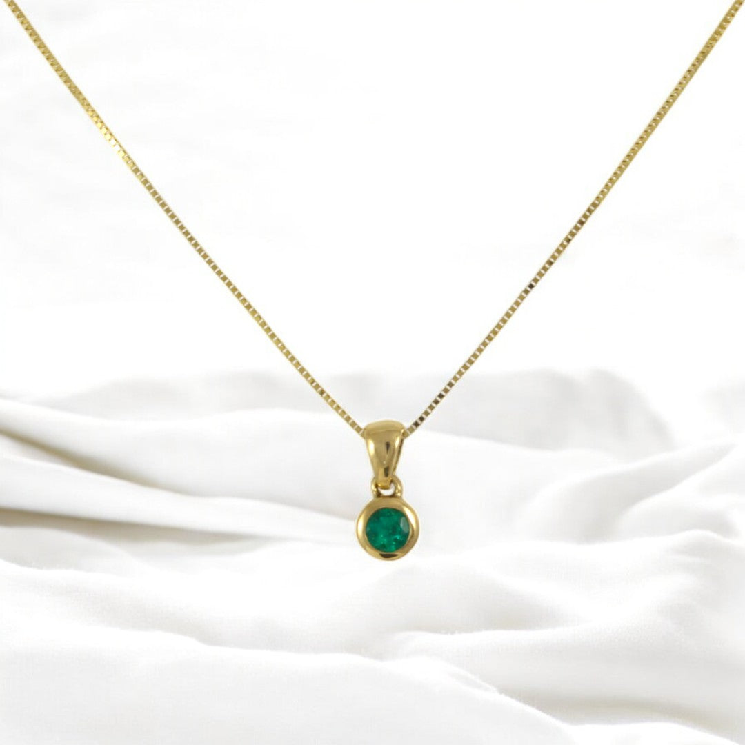 Round Colombian Emerald Pendant Necklace Solid Gold 18K Italian