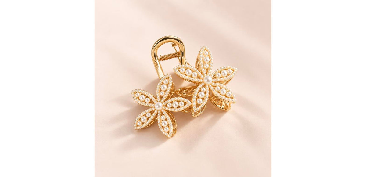 Pearl Flower Side Clip - Gold