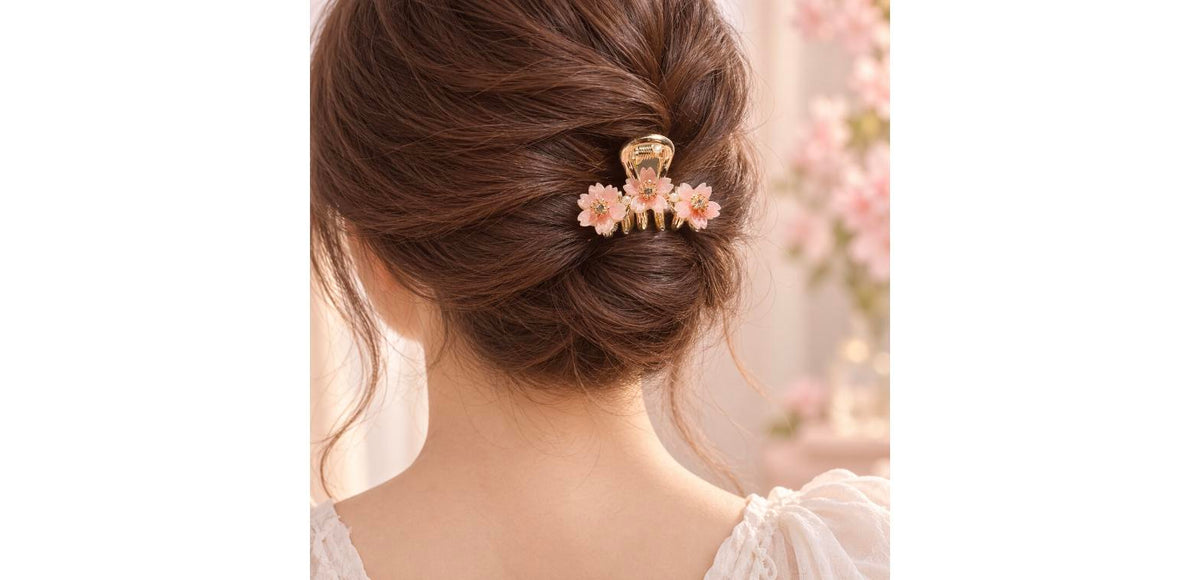 Pearl Rhinestone Sakura Hairpin - Gold